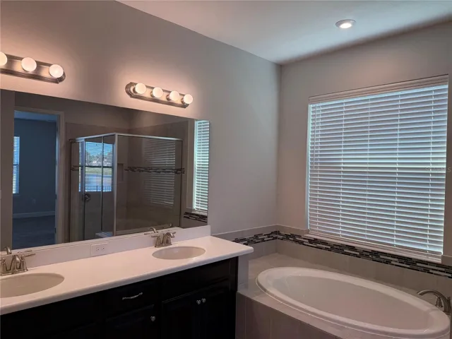 3964 Carrick Bend Dr, Kissimmee, FL 34746