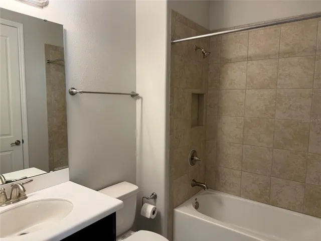 3964 Carrick Bend Dr, Kissimmee, FL 34746