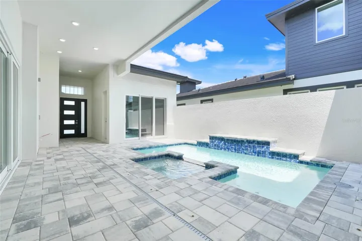 3036 Kensington Ave, Davenport, FL 33837