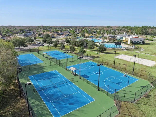 8816 Shady Pavillion Ct, Land O Lakes, FL 34637