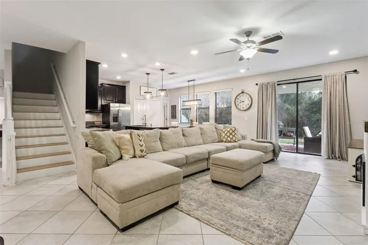 8816 Shady Pavillion Ct, Land O Lakes, FL 34637