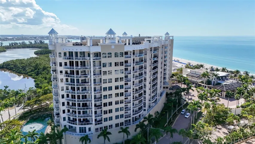 1300 Benjamin Franklin Dr #809, Sarasota, FL 34236