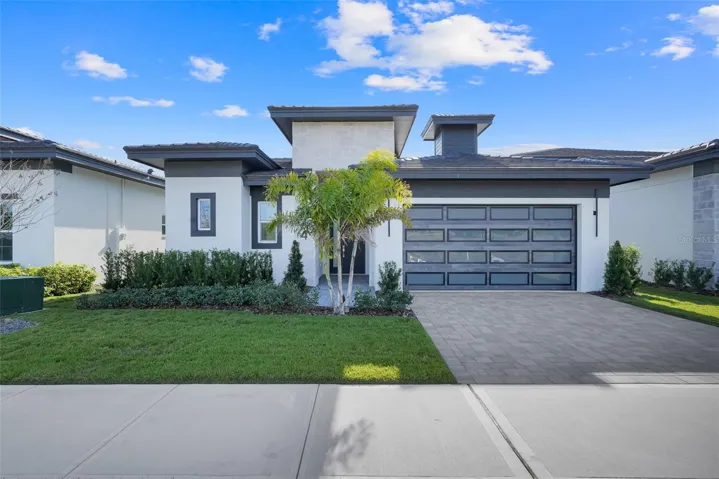 3044 Kensington Ave, Davenport, FL 33837