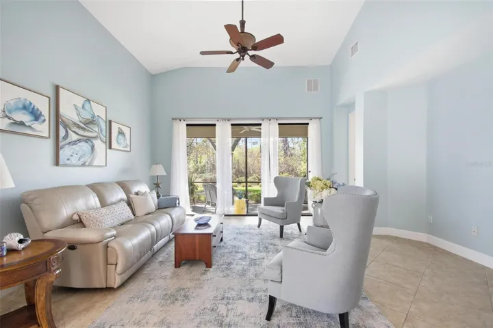 3 River Park Dr N, Palm Coast, FL 32137