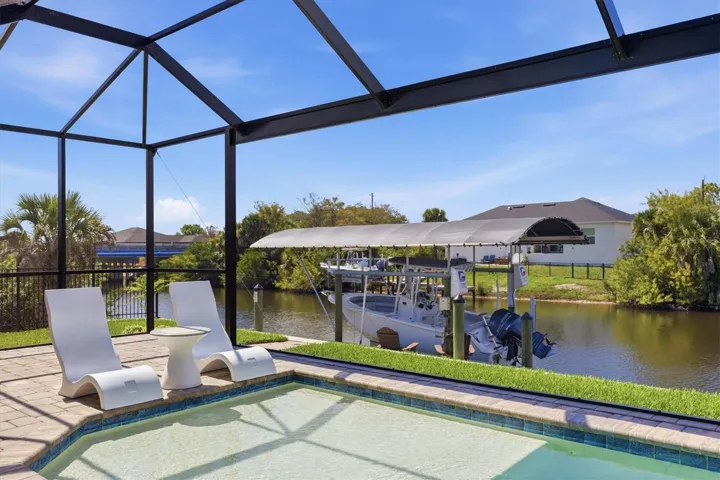 1022 Beekman Cir, Port Charlotte, FL 33953