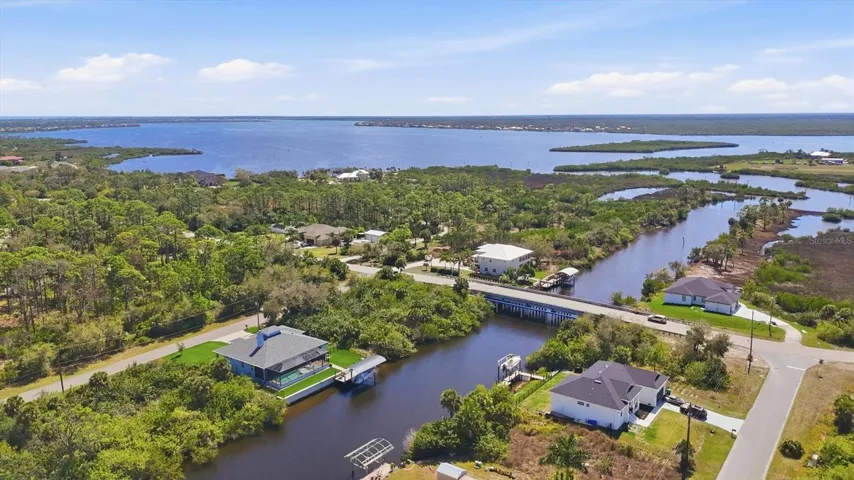 1022 Beekman Cir, Port Charlotte, FL 33953