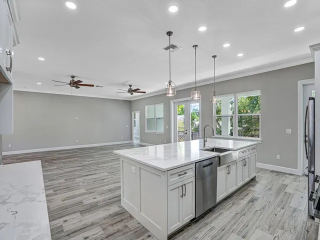 108 Irwin St E, Safety Harbor, FL 34695