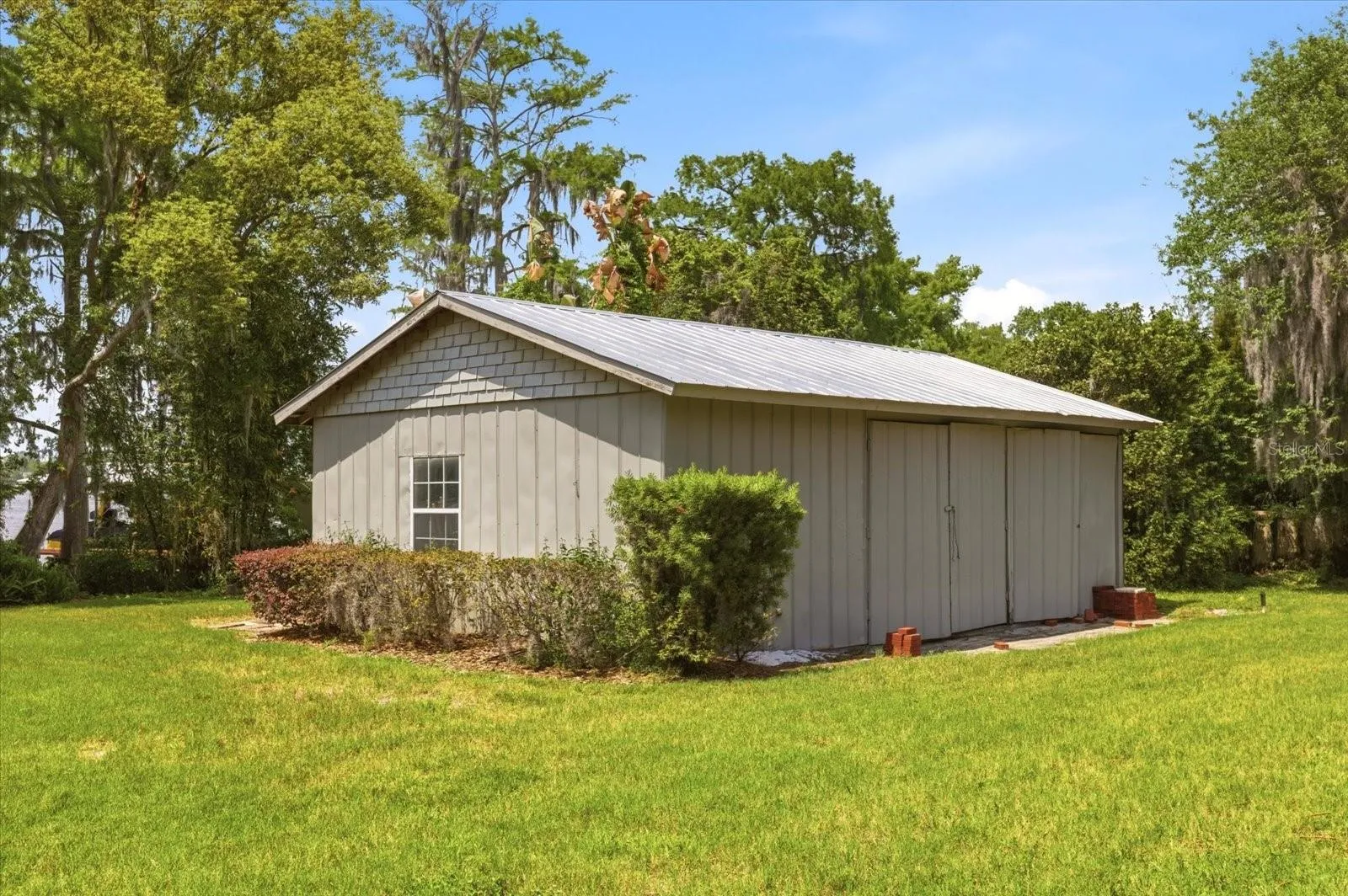Storage shed