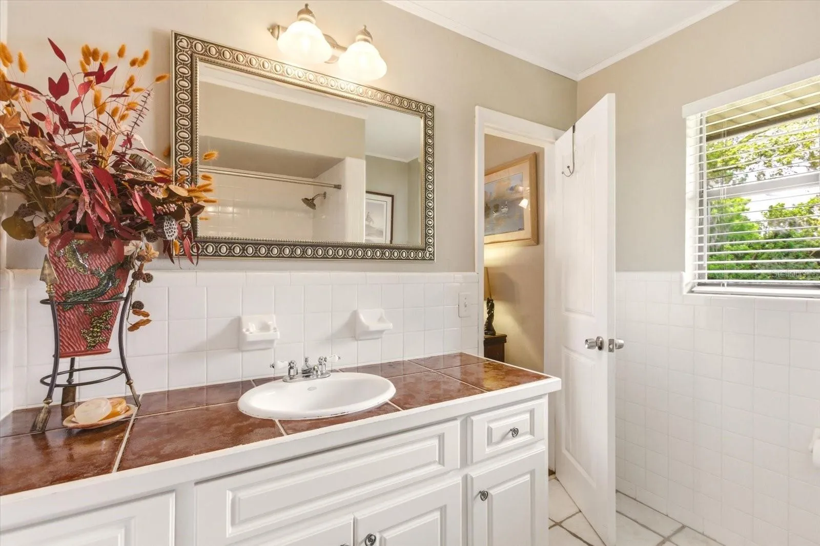 Guest bath 2
