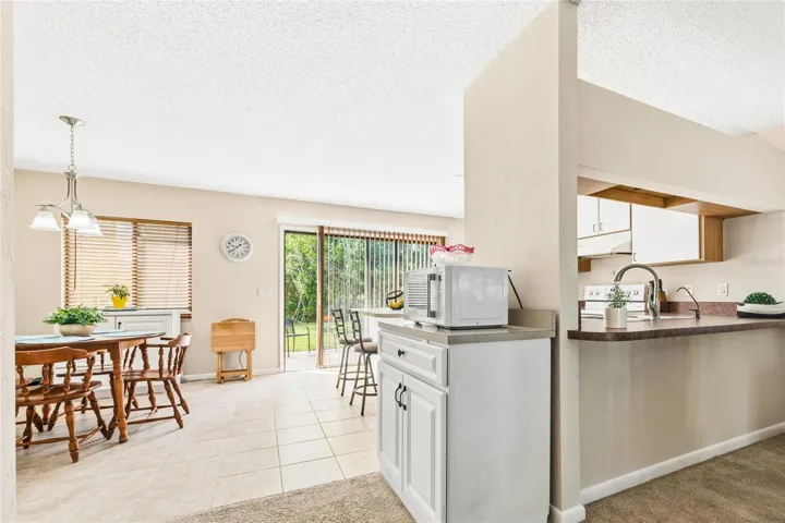 8 Lladd Ct, Palm Coast, FL 32164