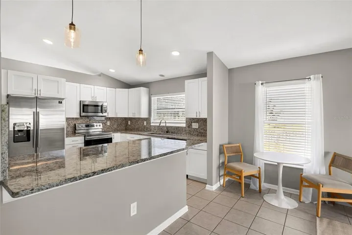 7619 Crescent Palm Dr, Wesley Chapel, FL 33545