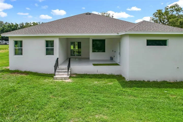 2105 Dorman Rock Pl, Plant City, FL 33565