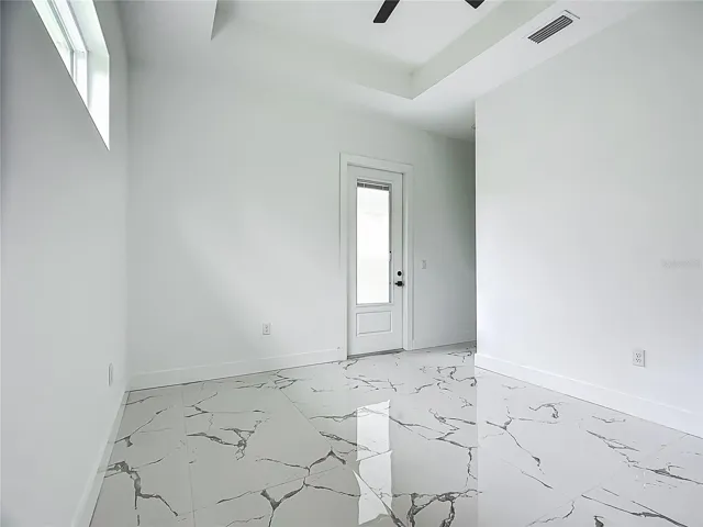 2105 Dorman Rock Pl, Plant City, FL 33565