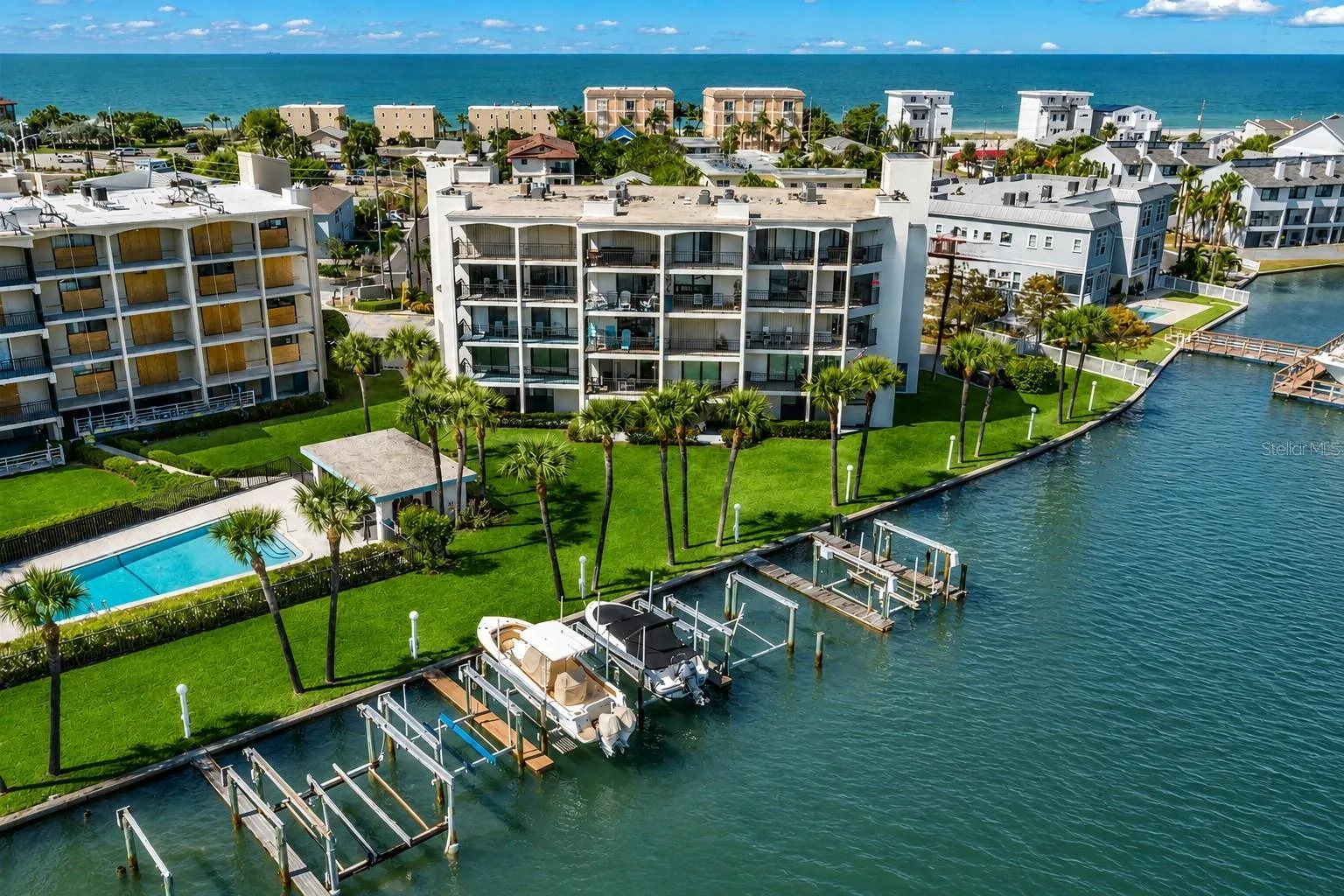 Your own boat slip with lift included! Located directly on the wide-open waters of the Intracoastal Waterway, right in the heart of Treasure Island and just across from the Gulf of Mexico — truly the best location on the island.