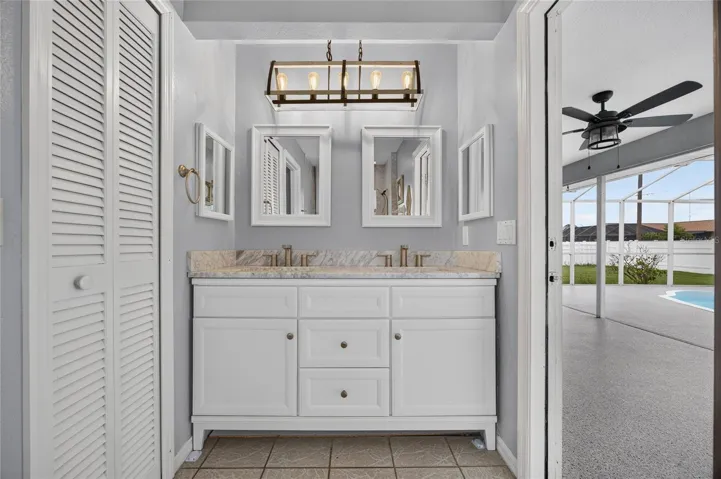 881 Riviera Ln Nw, Port Charlotte, FL 33948