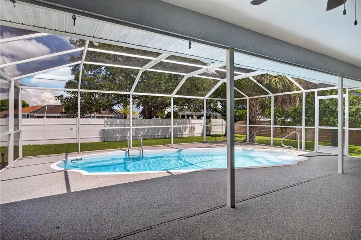 881 Riviera Ln Nw, Port Charlotte, FL 33948