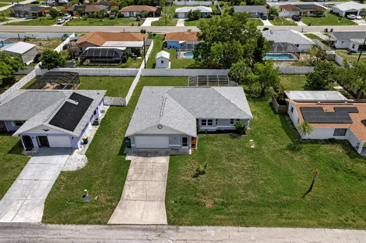 881 Riviera Ln Nw, Port Charlotte, FL 33948