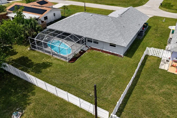 881 Riviera Ln Nw, Port Charlotte, FL 33948
