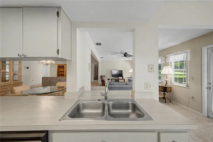 7088 Crown Oaks Dr, Spring Hill, FL 34606