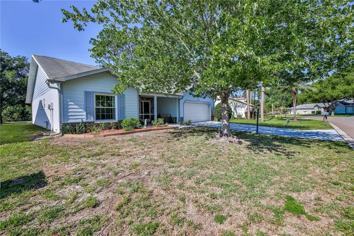 7088 Crown Oaks Dr, Spring Hill, FL 34606