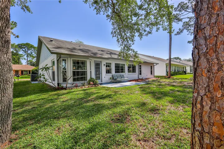7088 Crown Oaks Dr, Spring Hill, FL 34606