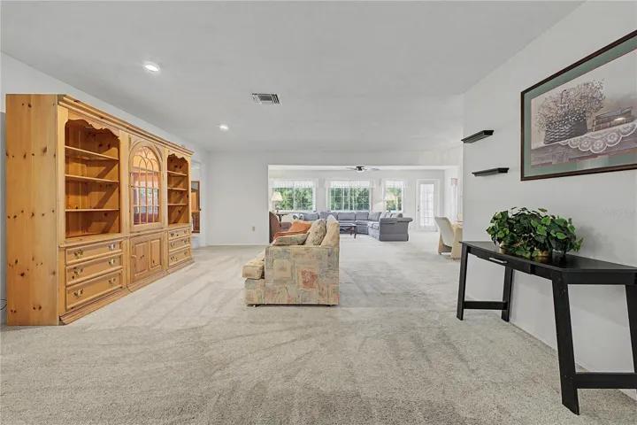 7088 Crown Oaks Dr, Spring Hill, FL 34606