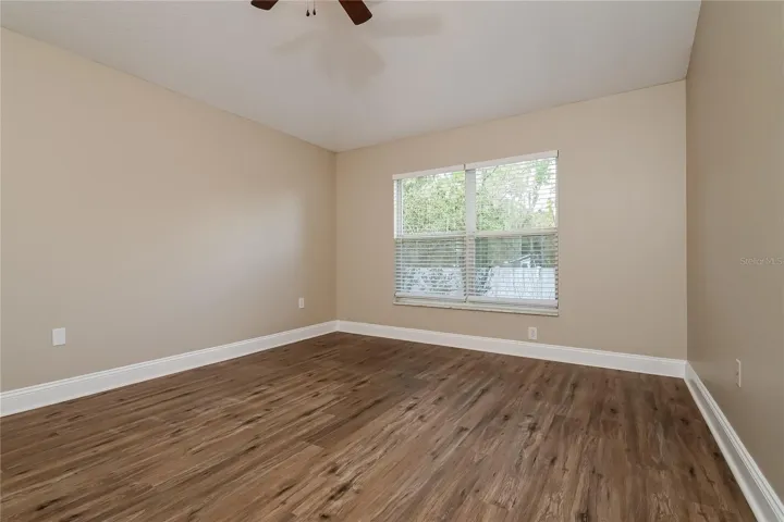 2221 Mountain Meadow Way, Valrico, FL 33594