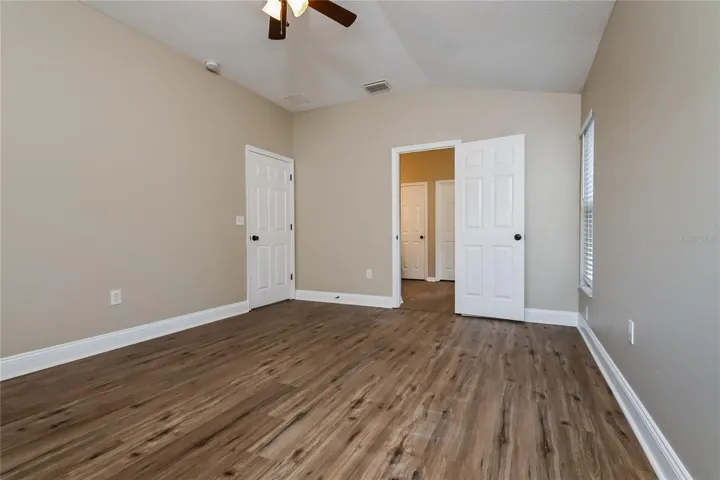 2221 Mountain Meadow Way, Valrico, FL 33594