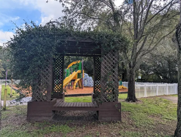 10328 Summerview Cir, Riverview, FL 33578