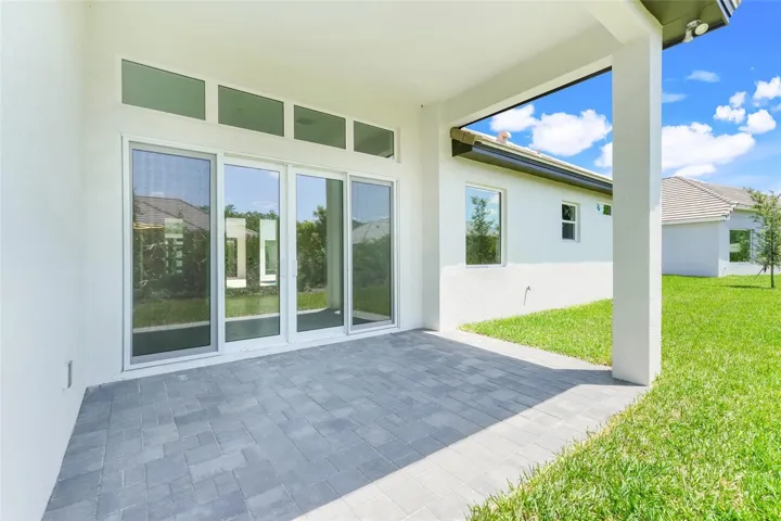 138 New Leatherwood Dr, Palm Coast, FL 32137