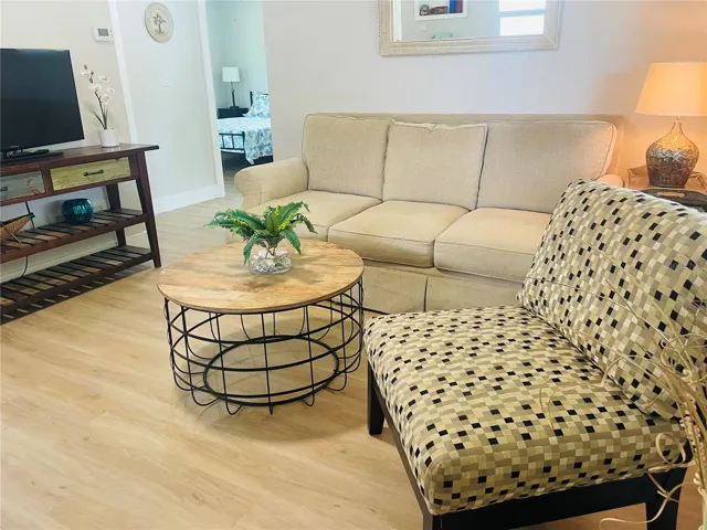 5165 104th Way N, St Petersburg, FL 33708