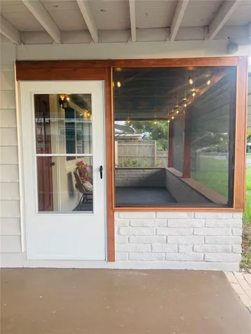 5165 104th Way N, St Petersburg, FL 33708