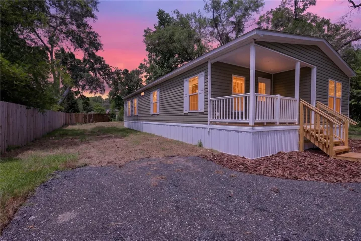 17475 Tavern Rd, Brooksville, FL 34604