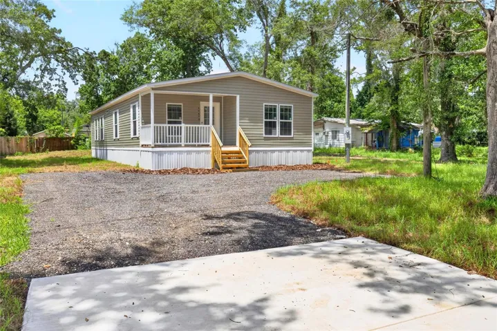 17475 Tavern Rd, Brooksville, FL 34604
