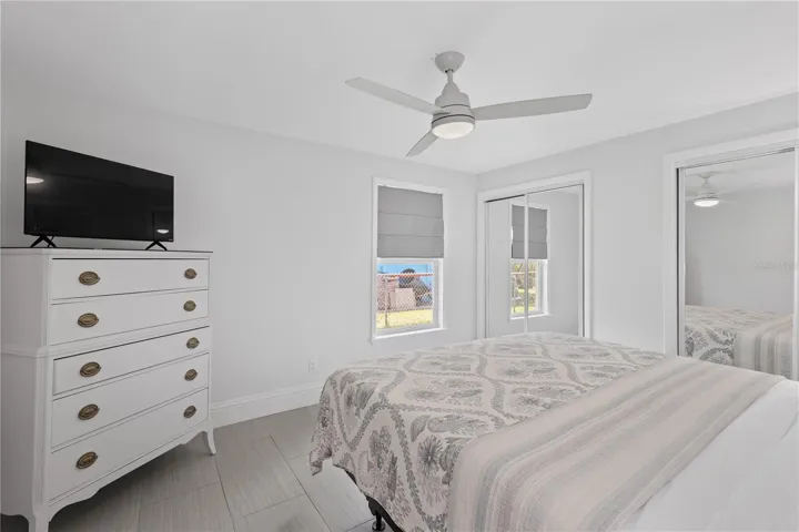5215 Pelican Blvd, Cape Coral, FL 33914