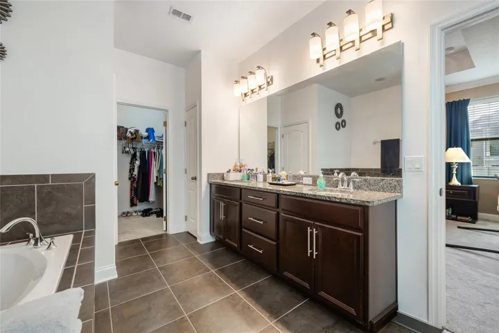 5716 Rue Galilee Ln, Sanford, FL 32771