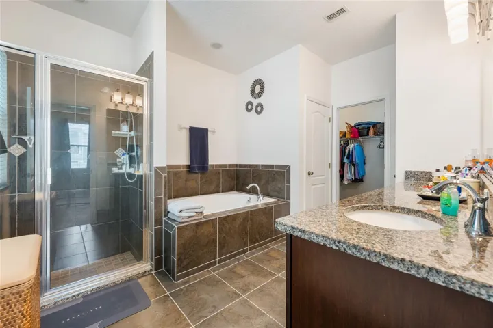 5716 Rue Galilee Ln, Sanford, FL 32771