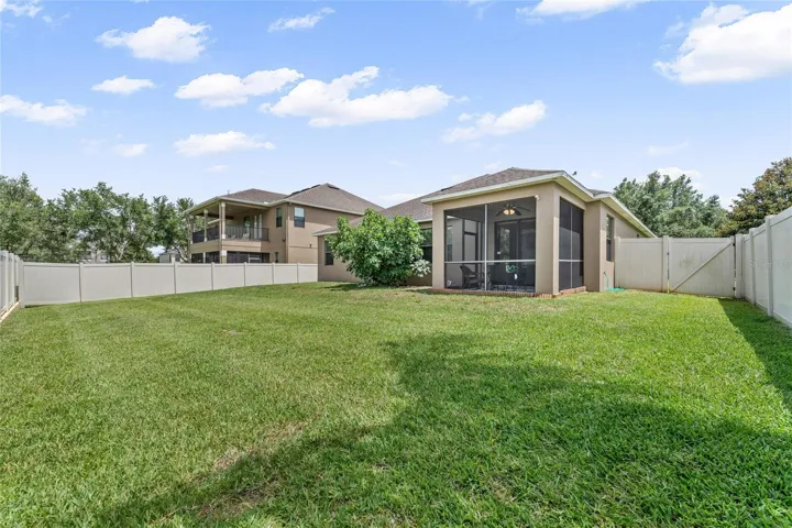 5716 Rue Galilee Ln, Sanford, FL 32771