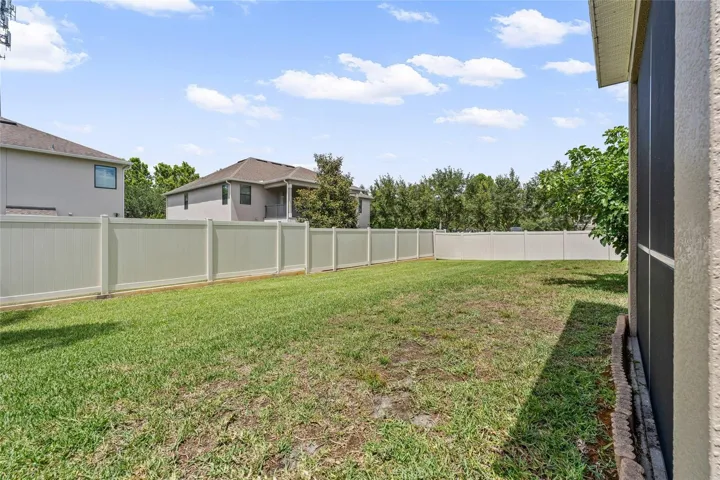 5716 Rue Galilee Ln, Sanford, FL 32771