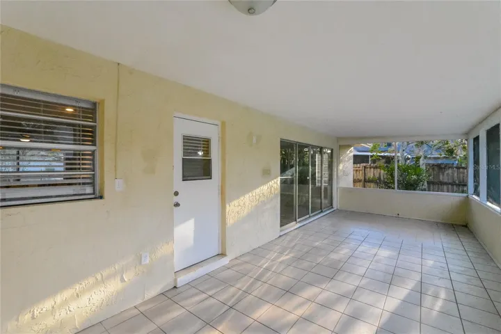 8873 Aspen Ave, Orlando, FL 32817