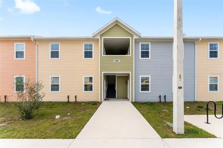 1581 Nw 29th Rd #8, Gainesville, FL 32605