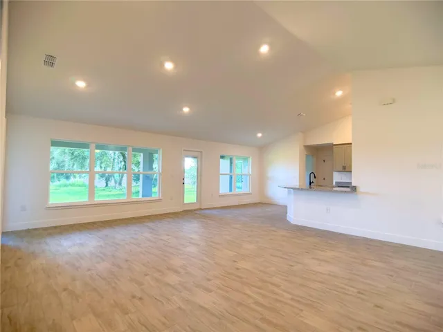 36893 Hidden View Circle, Dade City, FL 33523