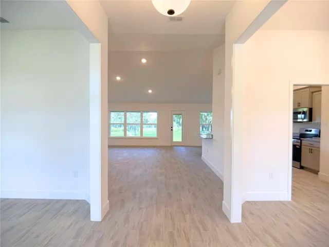 36893 Hidden View Circle, Dade City, FL 33523