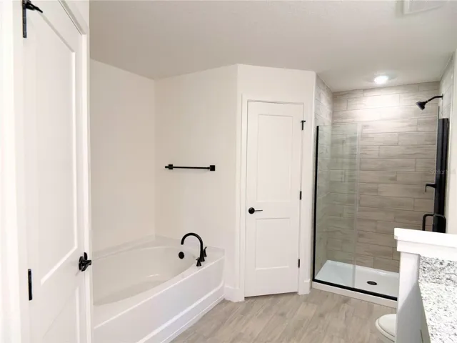 36893 Hidden View Circle, Dade City, FL 33523