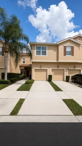 3696 Parkridge Cir #26-105, Sarasota, FL 34243