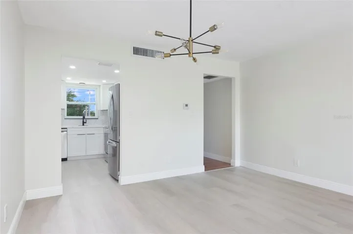 1225 58th St N #203a, St Petersburg, FL 33710
