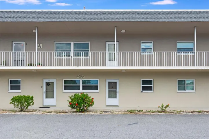 1225 58th St N #203a, St Petersburg, FL 33710
