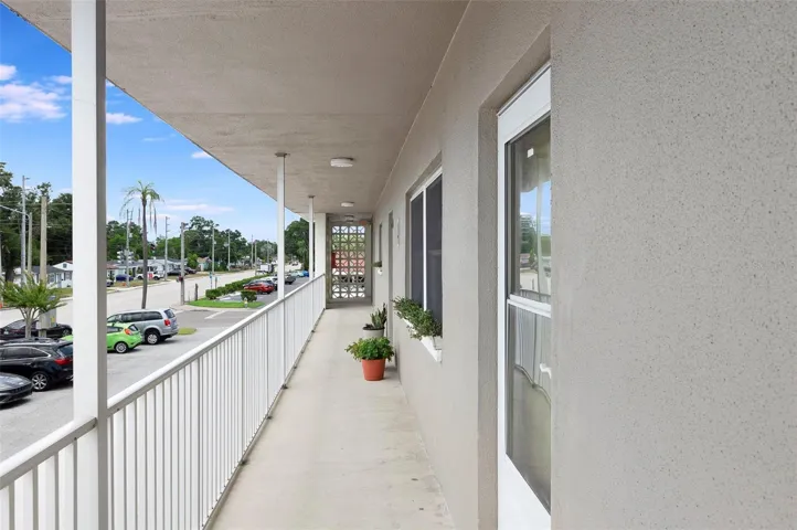 1225 58th St N #203a, St Petersburg, FL 33710