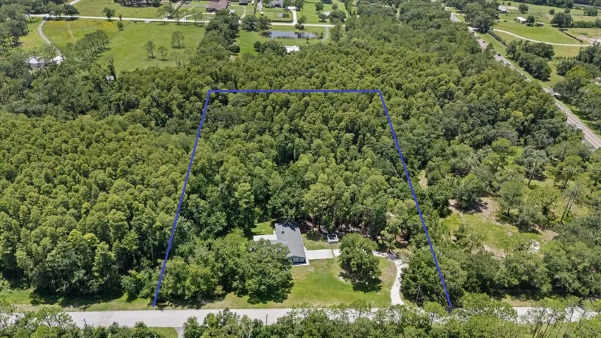 346 Ranch Rd, Tarpon Springs, FL 34688