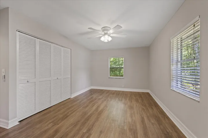 346 Ranch Rd, Tarpon Springs, FL 34688